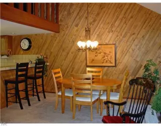 Photo #2: 940529 Listing 