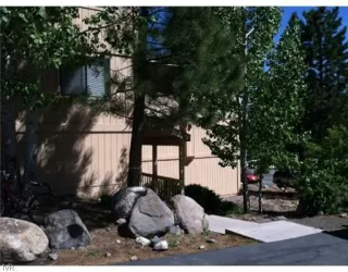 Photo #2: 940549 Listing