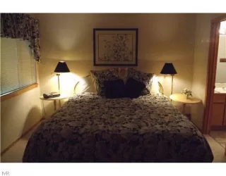 Photo #3: 940563 Listing