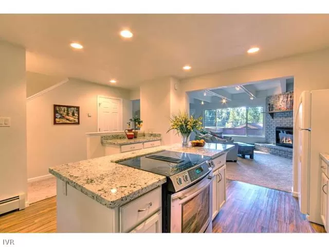 MLS: 940583 Condo For Sale