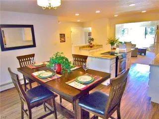 Photo #6: 940583 Listing 