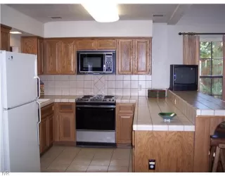 Photo #1: 940621 Listing 