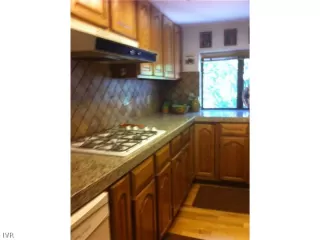 Photo #2: 940717 Listing 