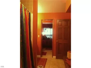 Photo #6: 940717 Listing 
