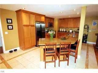 Photo #3: 940767 Listing