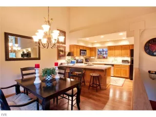 Photo #4: 940795 Listing