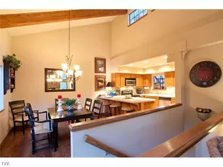 Photo #5: 940795 Listing