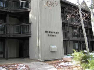 Photo #1: 940851 Listing