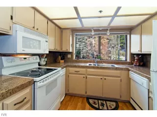 Photo #3: 940851 Listing