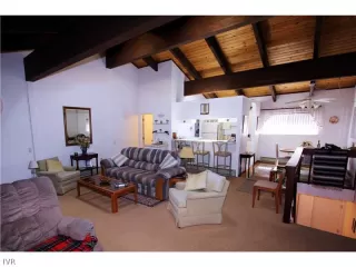 Photo #4: 940930 Listing 