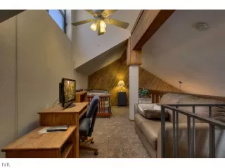 Photo #5: 940979 Listing 