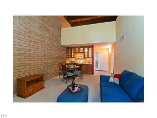 Photo #3: 940981 Listing 