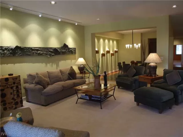MLS: 941126 Condo For Sale