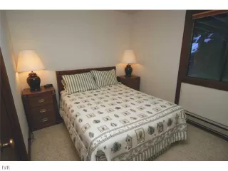 Photo #4: 941162 Listing