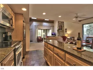 Photo #4: 941208 Listing 