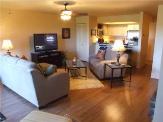 Photo #3: 941229 Listing