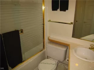 Photo #6: 941366 Listing