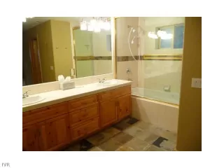 Photo #6: 941383 Listing