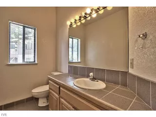 Photo #6: 941397 Listing