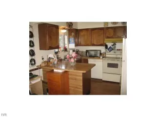 Photo #5: 941463 Listing 