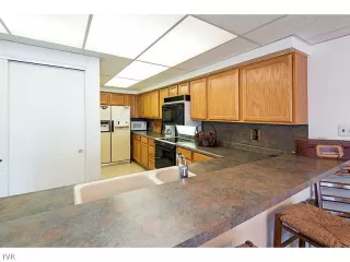 Photo #5: 941548 Listing