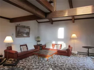 Photo #6: 941553 Listing