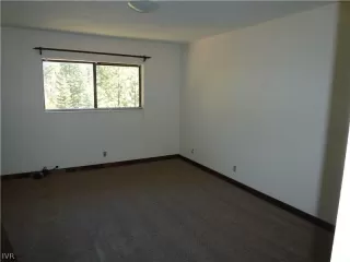 Photo #3: 941558 Listing