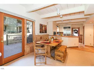 Photo #5: 941594 Listing