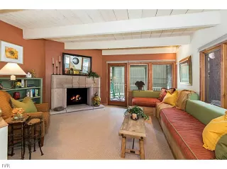 Photo #6: 941594 Listing