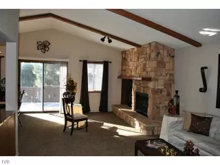 Photo #5: 941619 Listing