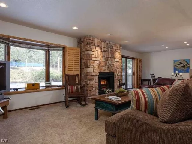 MLS: 941651 Condo For Sale