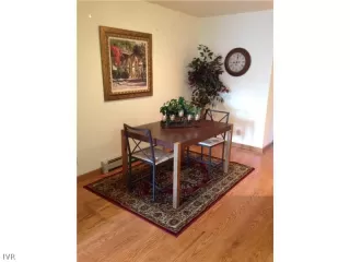 Photo #4: 941661 Listing