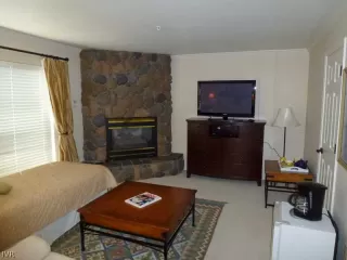 Photo #5: 941823 Listing