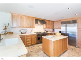 Photo #5: 941878 Listing