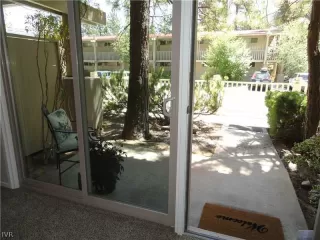 Photo #6: 941951 Listing 