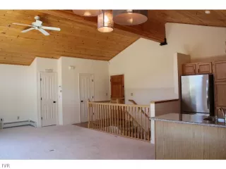 Photo #1: 941993 Listing