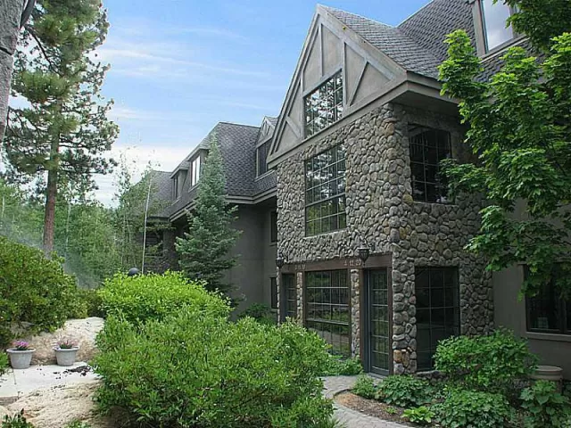 MLS: 942009 Condo For Sale