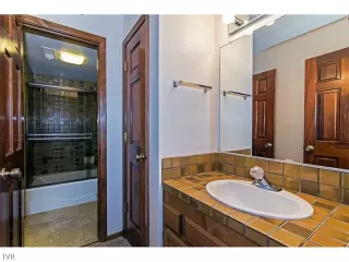 Photo #4: 942091 Listing 