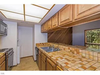 Photo #5: 942091 Listing 