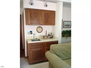 Photo #3: 942125 Listing