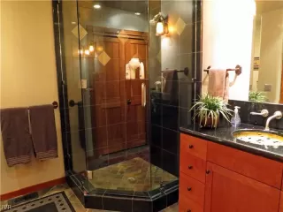 Photo #6: 942179 Listing