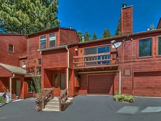 More Details about MLS # 942191 : 945 DIVOT COURT #3 #3