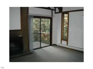 Photo #2: 942241 Listing