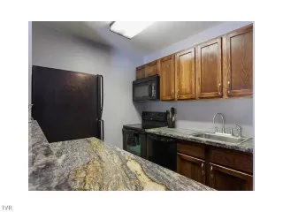 Photo #4: 942280 Listing