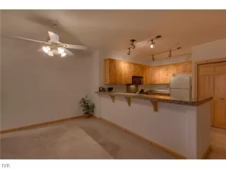 Photo #4: 942292 Listing