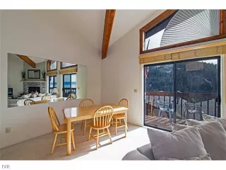 Photo #6: 942308 Listing