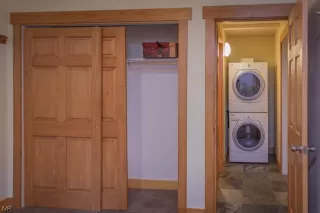 Photo #5: 942350 Listing