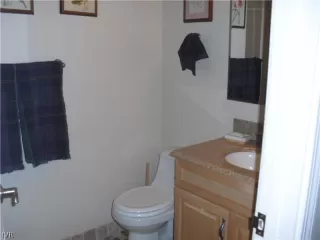 Photo #4: 942366 Listing 