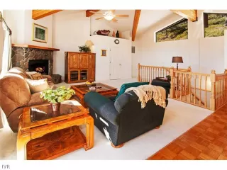 Photo #4: 942421 Listing