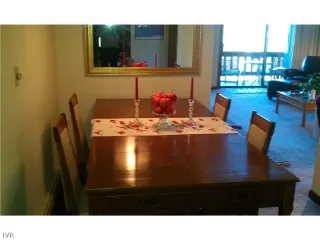 Photo #5: 942437 Listing